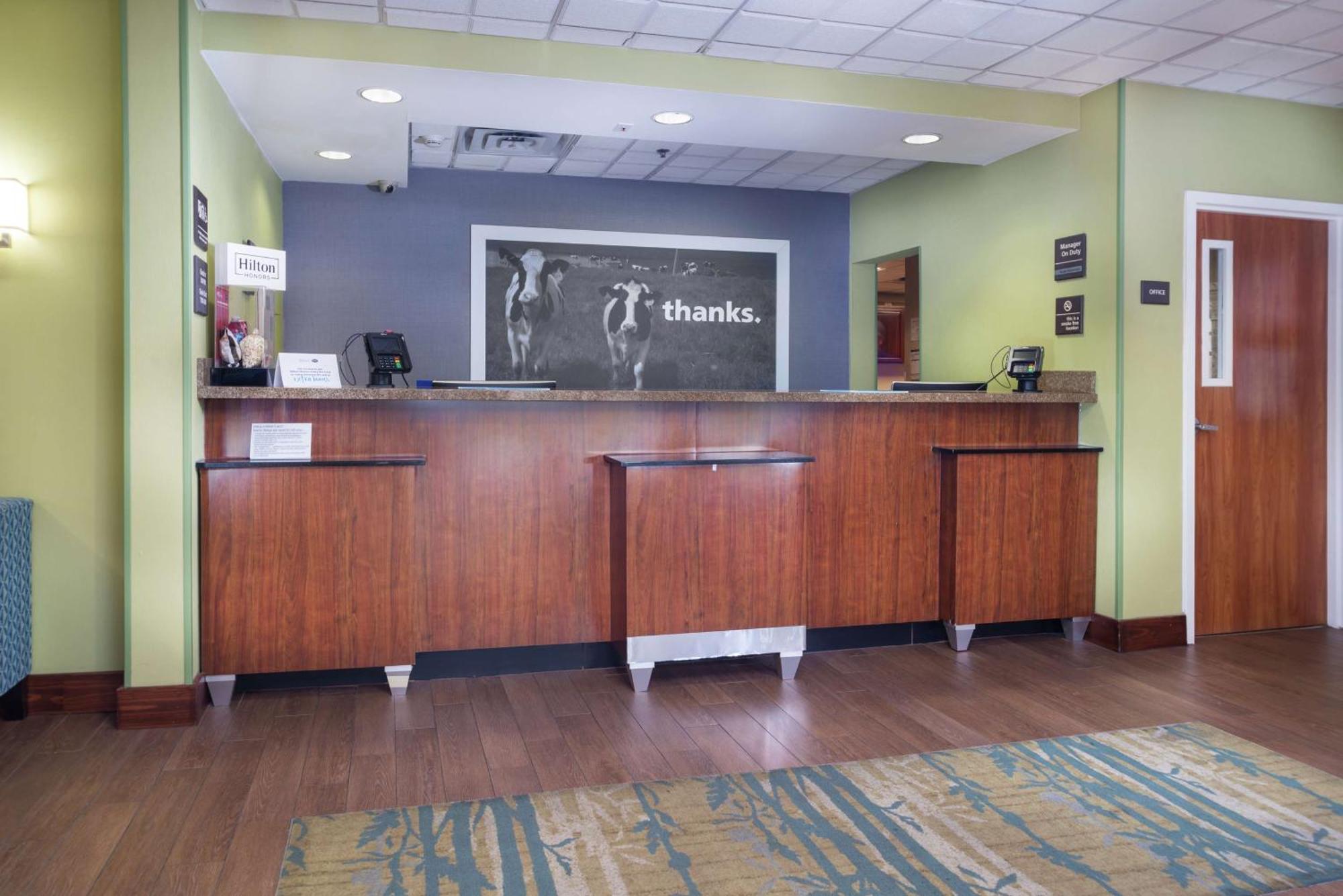 Hampton Inn Tulsa/Брокен-Ерров Екстер'єр фото