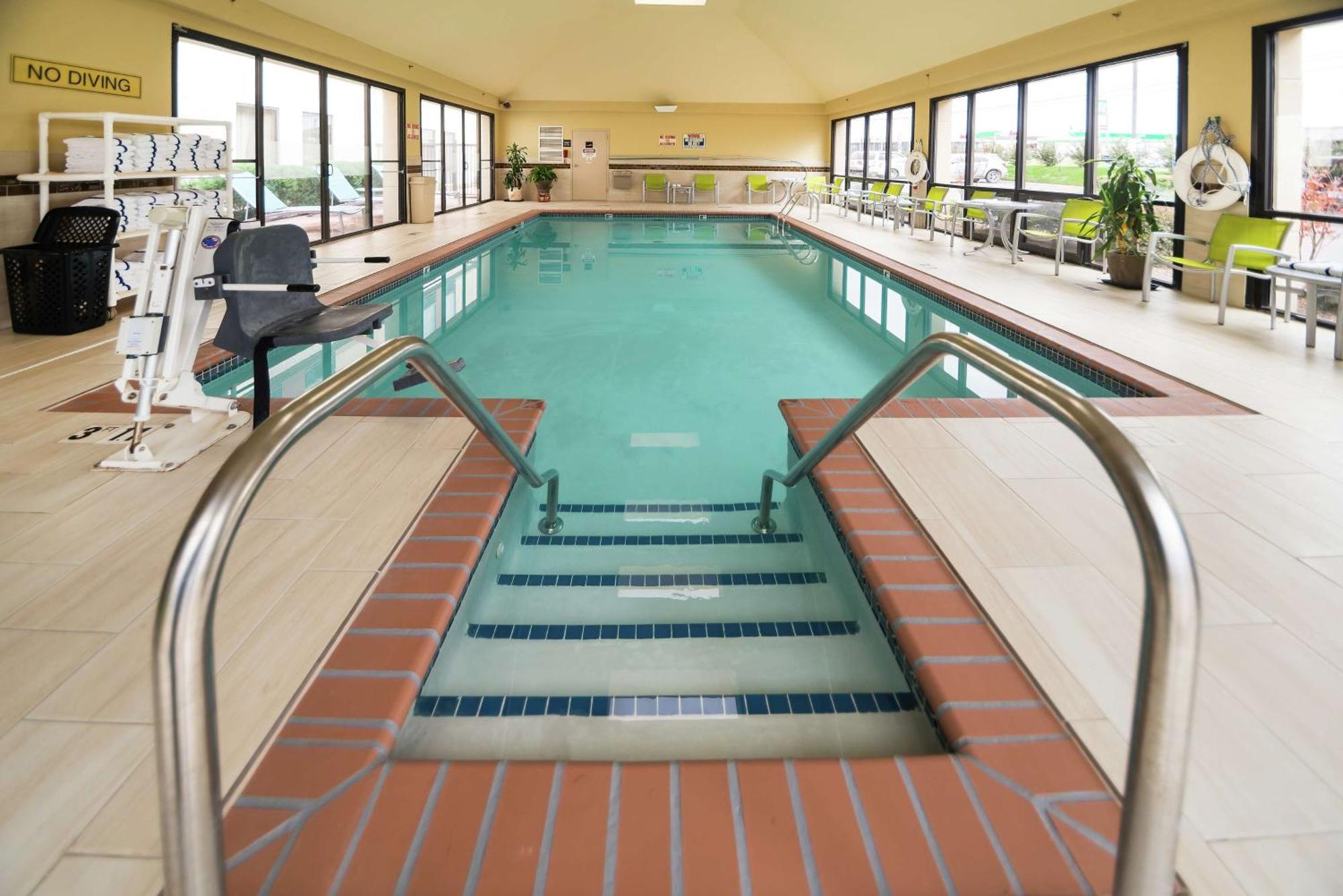 Hampton Inn Tulsa/Брокен-Ерров Екстер'єр фото